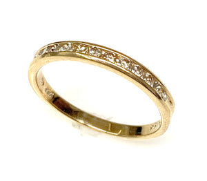 Estate 10 Karat Yellow Gold Diamond Anniversary Band