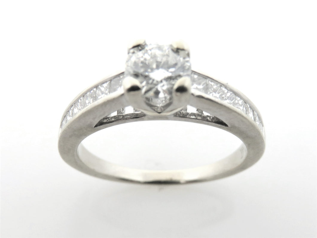 14 Karat White Gold Modern Estate Diamond Engagement Ring