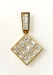 14 Karat Yellow Gold EstateSquare Kite Set Cubic Zirconia Gemstone Fashion Pendant