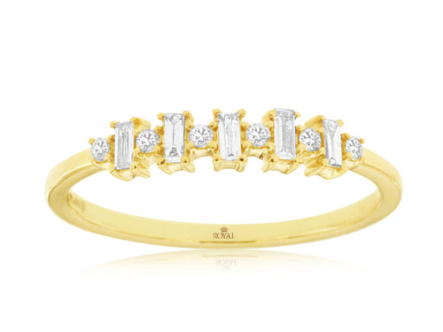 14 Karat Yellow Gold Diamond Wedding Ring