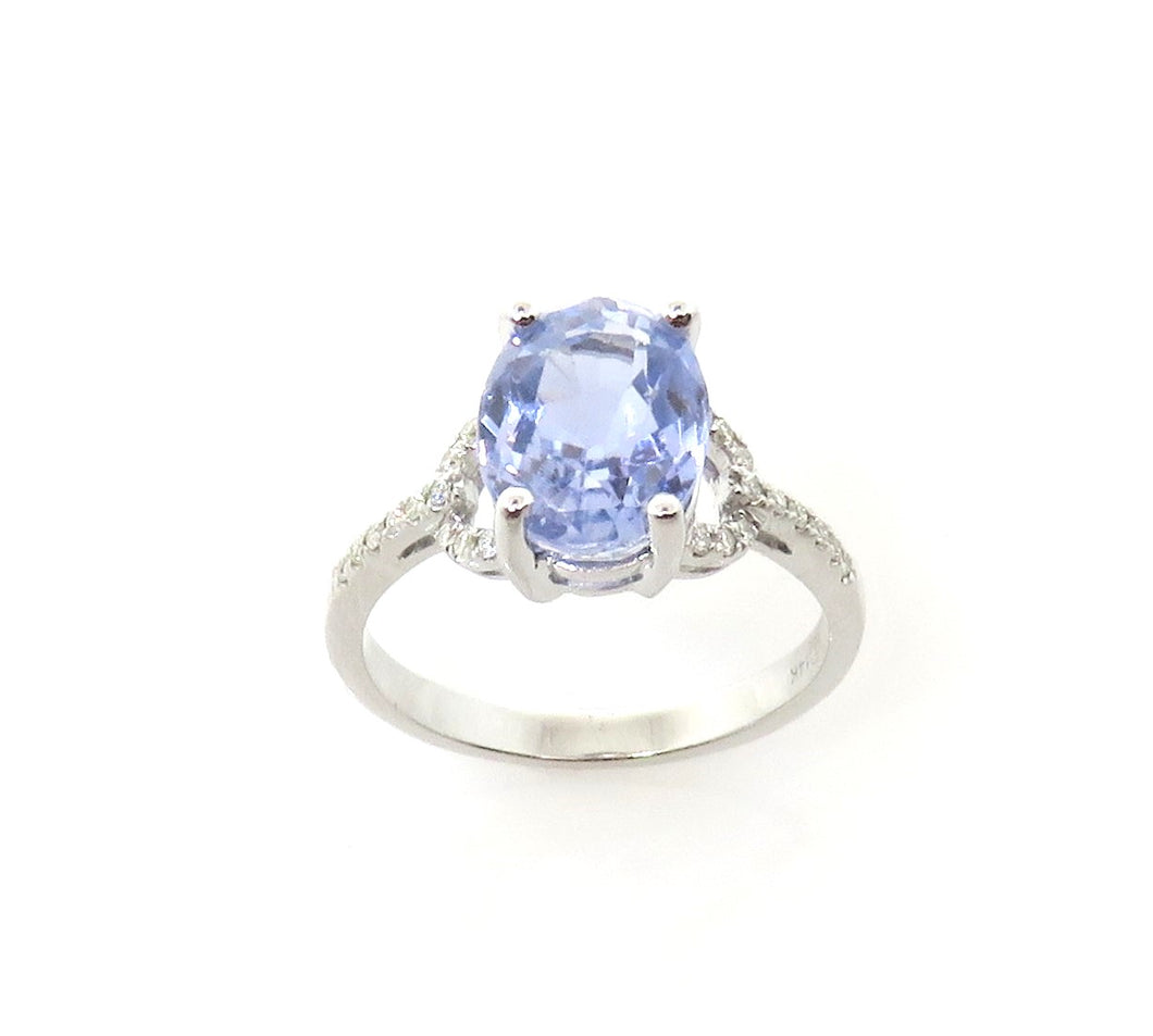 14 Karat White Gold Sapphire and Diamond Fashion Ring
