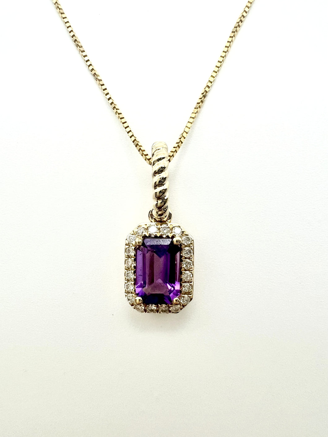 14 Karat Yellow Gold Amethyst And Diamond Pendant