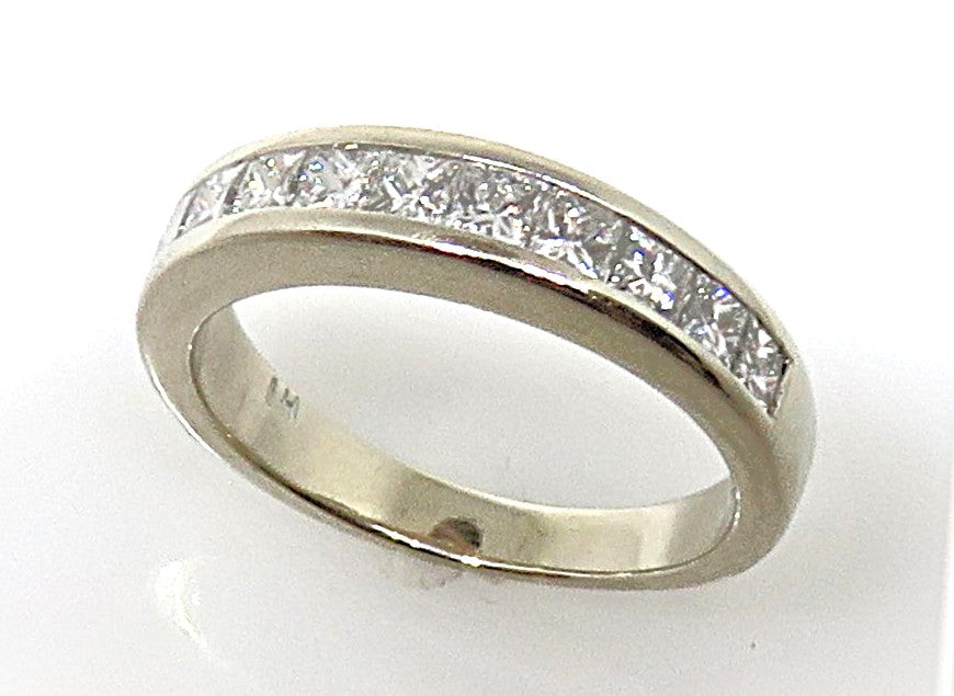 14 karat white gold Estate dia