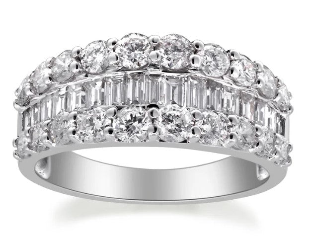 14 Karat White Gold Diamond Anniversary Ring
