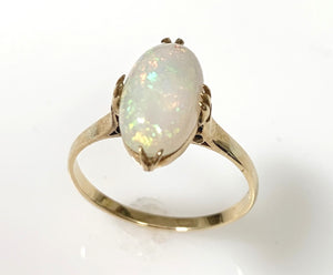 18 Karat Yellow  Gold Estate Opal Gemstone Fashion Ring