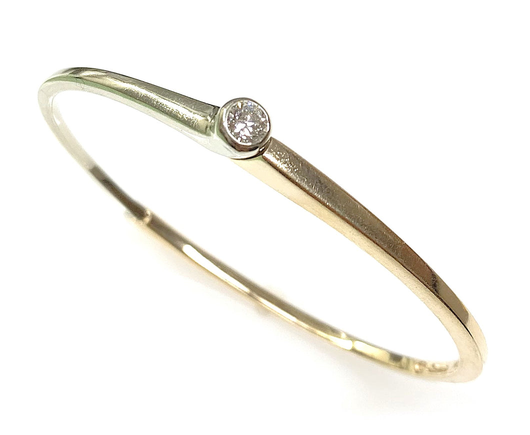 Estate 14 Karat Yellow Gold Diamond Bangle Bracelet