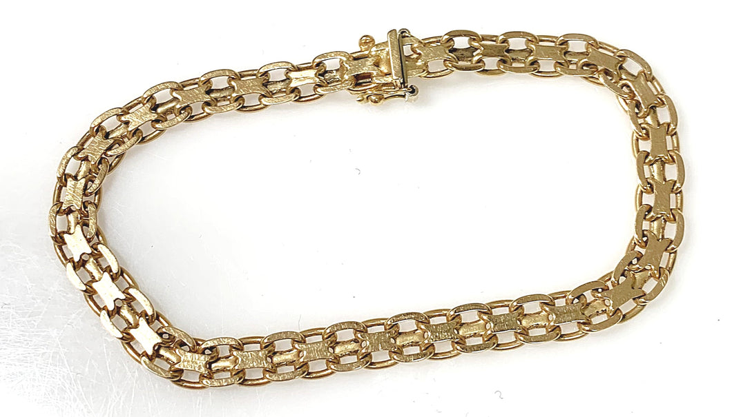 18 Karat Yellow Gold Estate 