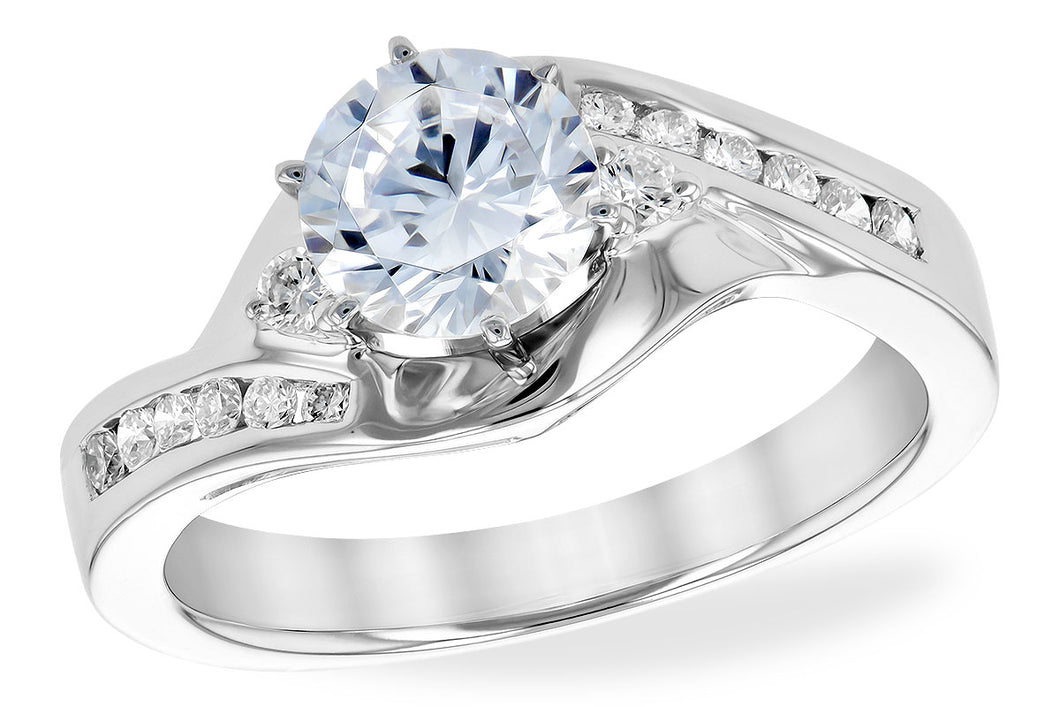 14 Karat White Gold Diamond Engagement Ring