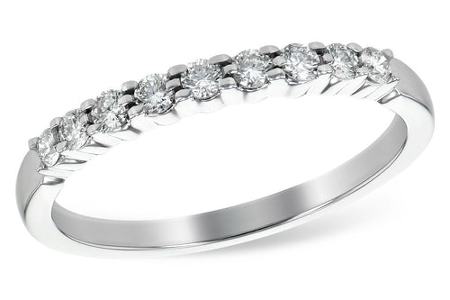 14 karat White Gold Diamond Anniversary Ring