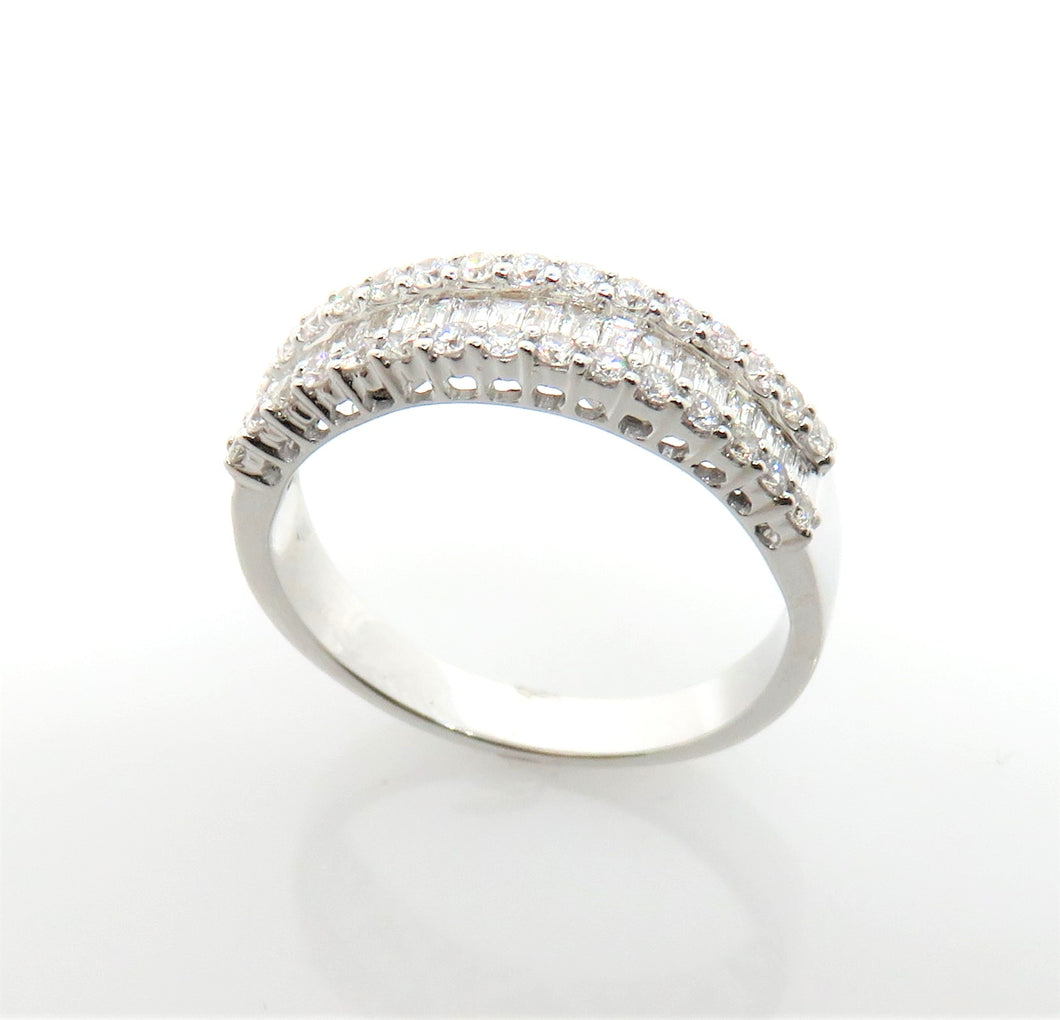 14 Karat White Gold Diamond Anniversary Ring