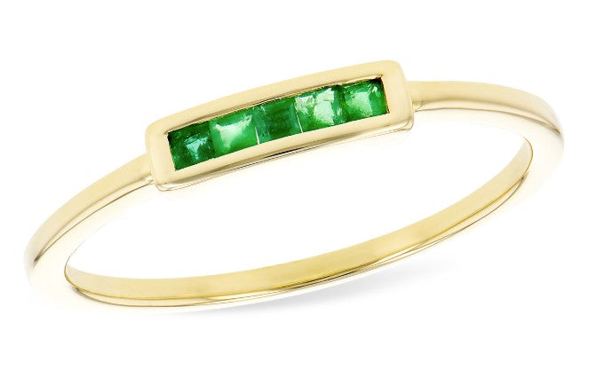 14 Karat Yellow Gold Emerald Fashion Ring